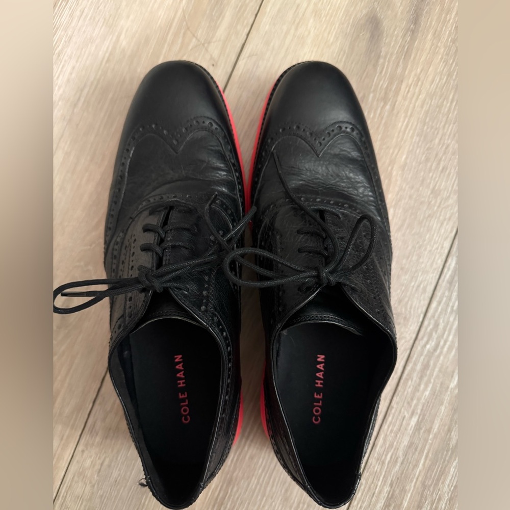 Cole Haan Black and Pink Leather Oxfords